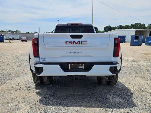 Glacier White Tricoat 2026 GMC Sierra 3500 Denali