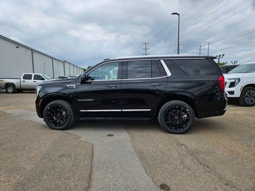 Onyx Black 2026 GMC Yukon 4WD Elevation