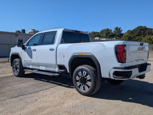 2026 GMC Sierra 2500 Denali