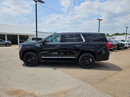Onyx Black 2026 GMC Yukon 4WD Elevation