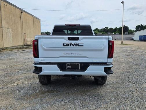Glacier White Tricoat 2026 GMC Sierra 2500 Denali Ultimate