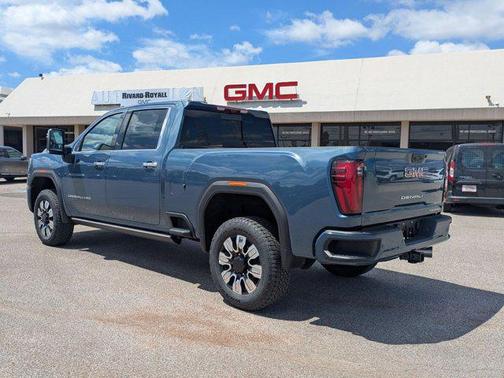 2025 GMC Sierra 2500 Denali