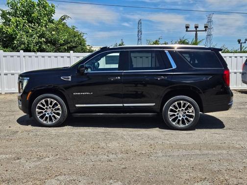 Onyx Black 2026 GMC Yukon Denali