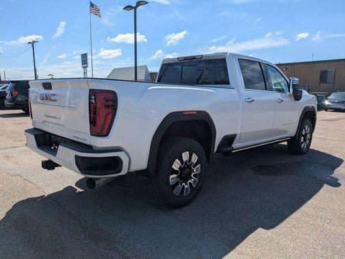 2025 GMC Sierra 2500 Denali