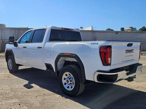 2026 GMC Sierra 2500 Base