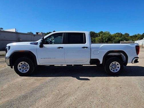 2026 GMC Sierra 2500 Base