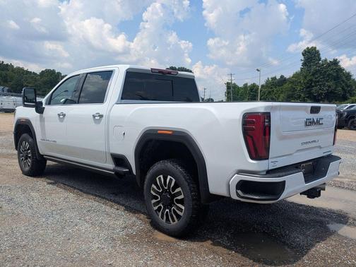 Summit White 2026 GMC Sierra 2500 Denali Ultimate
