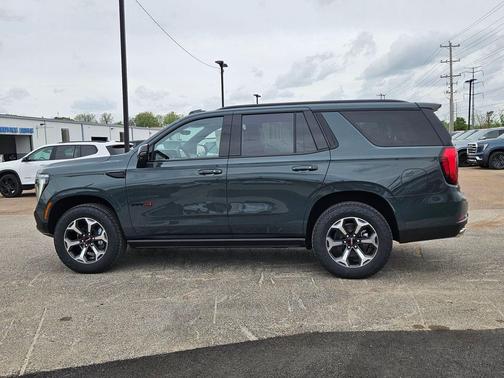 Midnight Pine 2026 GMC Yukon 4WD AT4 Ultimate