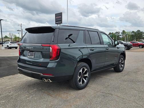 Midnight Pine 2026 GMC Yukon 4WD AT4 Ultimate