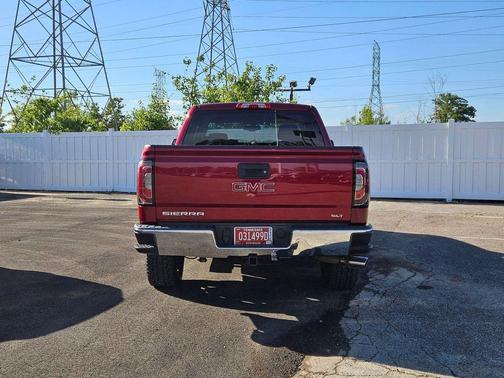 Quartz 2018 GMC Sierra 1500 SLT