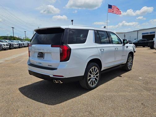 Glacier White Tricoat 2026 GMC Yukon Denali