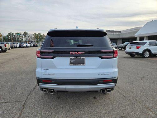 2026 GMC Acadia Elevation FWD