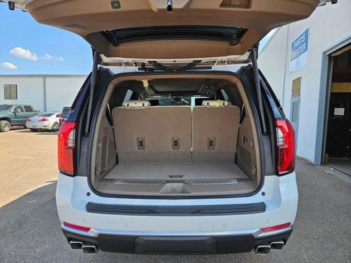 Glacier White Tricoat 2026 GMC Yukon Denali