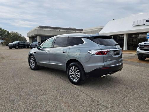 2023 Buick Enclave Premium AWD