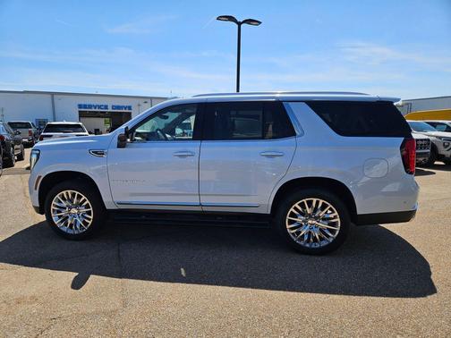 Glacier White Tricoat 2026 GMC Yukon Denali