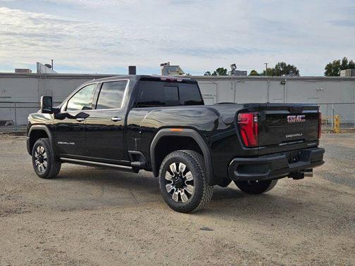2026 GMC Sierra 2500 Denali
