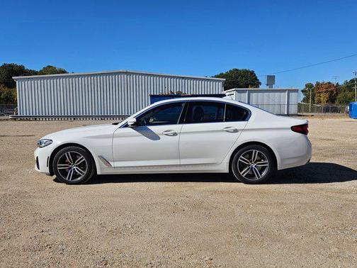 2021 BMW 540 540i