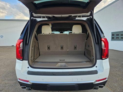 Summit White 2026 GMC Yukon Denali