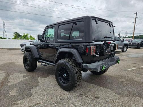 Black Clearcoat 2022 Jeep Wrangler Sport S