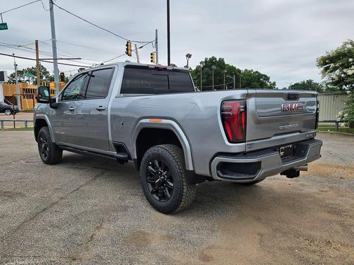 Sterling Metallic 2026 GMC Sierra 2500 AT4