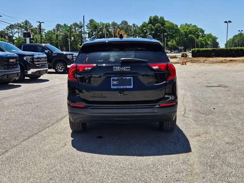 Ebony Twilight Metallic 2021 GMC Terrain SLT