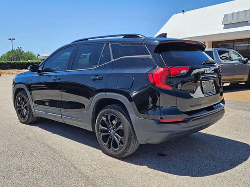 Ebony Twilight Metallic 2021 GMC Terrain SLT