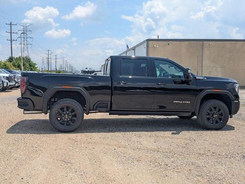 Onyx Black 2026 GMC Sierra 2500 AT4