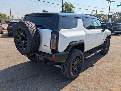 2026 GMC HUMMER EV SUV 2X