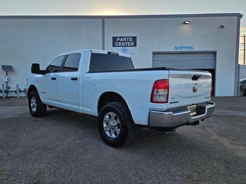 2023 RAM 2500 Big Horn Crew Cab 4x4 6'4' Box