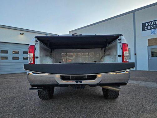 2023 RAM 2500 Big Horn Crew Cab 4x4 6'4' Box