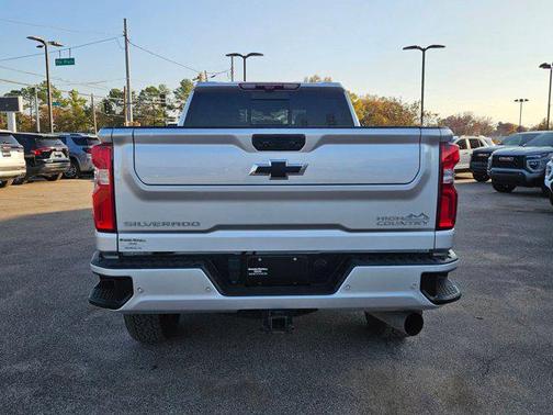 2023 Chevrolet Silverado 2500 High Country