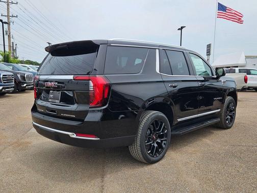 Onyx Black 2026 GMC Yukon 4WD Elevation