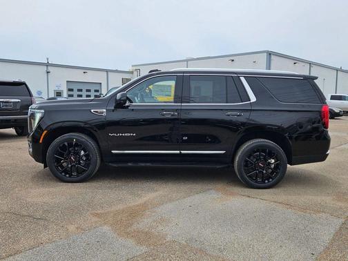 Onyx Black 2026 GMC Yukon 4WD Elevation