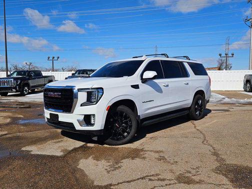2022 GMC Yukon XL SLE