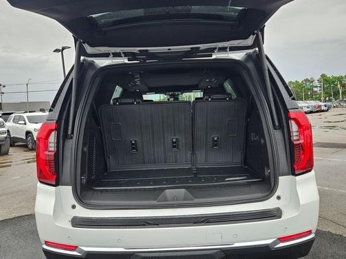 Summit White 2026 GMC Yukon 4WD Elevation