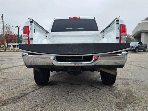 2022 RAM 2500 Big Horn Crew Cab 4x4 6'4' Box