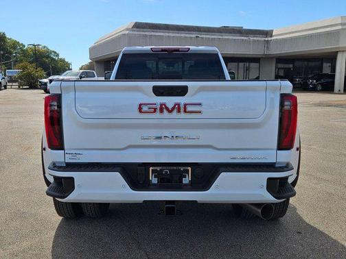 2026 GMC Sierra 3500 Denali