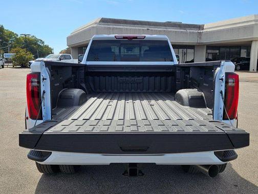 2026 GMC Sierra 3500 Denali