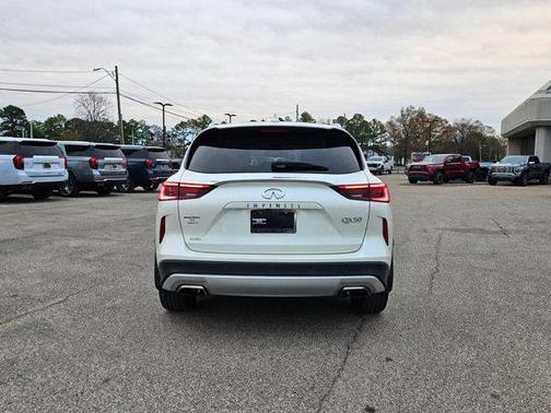 2021 INFINITI QX50 ESSENTIAL AWD
