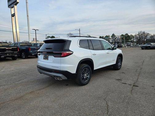 2026 GMC Acadia Elevation FWD