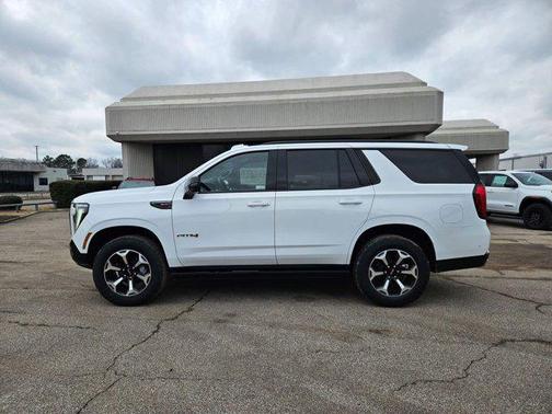 2026 GMC Yukon 4WD AT4