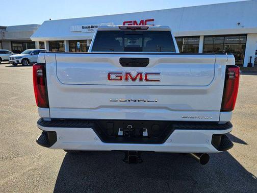 2026 GMC Sierra 2500 Denali