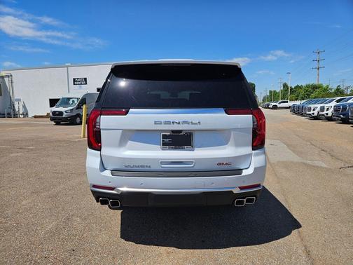 Glacier White Tricoat 2026 GMC Yukon XL Denali