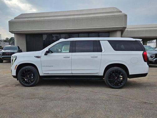 2026 GMC Yukon XL 4WD Elevation