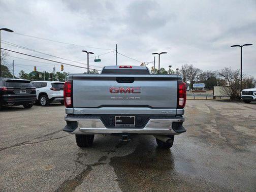 2025 GMC Sierra 2500 SLE