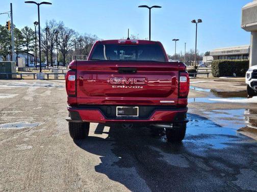 2024 GMC Canyon Elevation