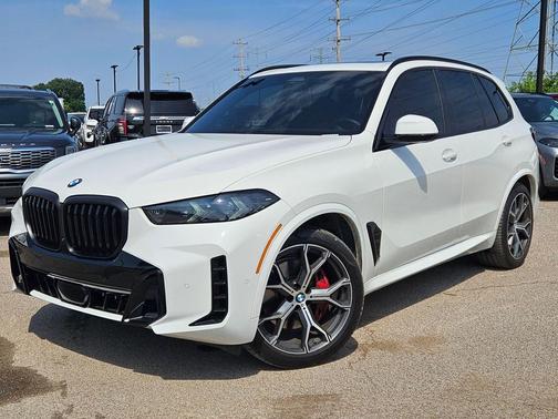Alpine White 2024 BMW X5 xDrive40i