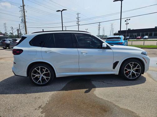 Alpine White 2024 BMW X5 xDrive40i