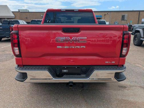 2024 GMC Sierra 1500 SLE
