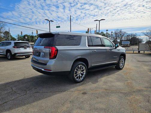 2026 GMC Yukon XL 4WD Elevation